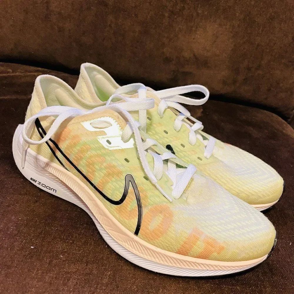 New NIKE Air Zoom Pegasus TURBO 2 36 Peach Volt Womens 9 US 40.5 EUR